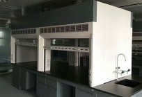 不锈钢通风柜厂家如何在清洁和使用通风柜时做好保护措施